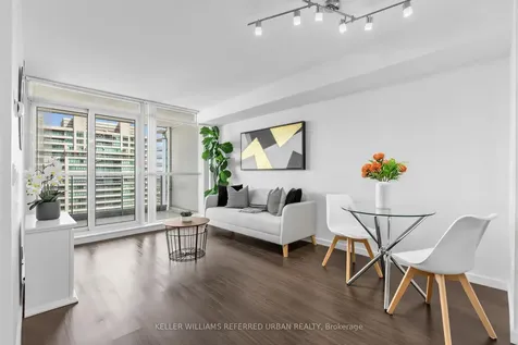 4968 Yonge Street Toronto ON M2N 7G9