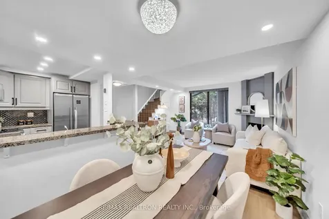 19 Dundonald Street Toronto ON M4Y 1K3