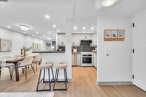 19 Dundonald Street Toronto ON M4Y 1K3