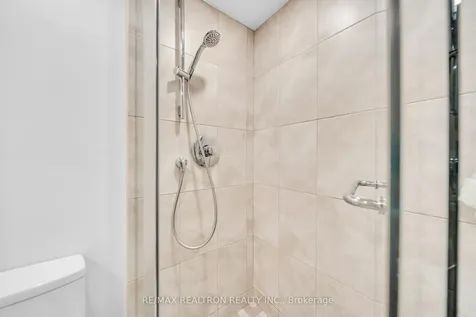 19 Dundonald Street Toronto ON M4Y 1K3
