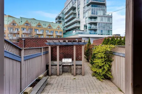 184 Bedford Road Toronto ON M5R 2K9