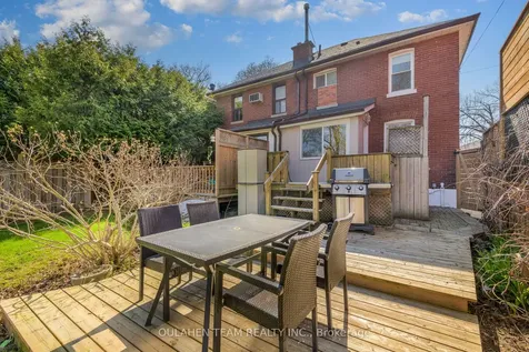 127 Rumsey Road Toronto ON M4G 1P3