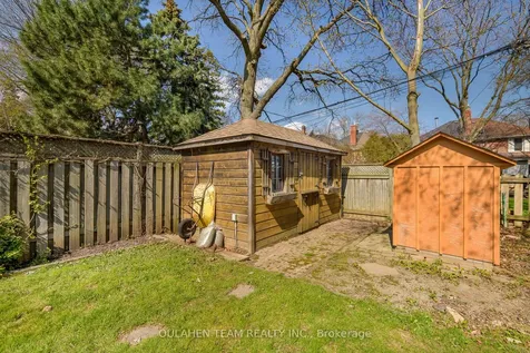 127 Rumsey Road Toronto ON M4G 1P3