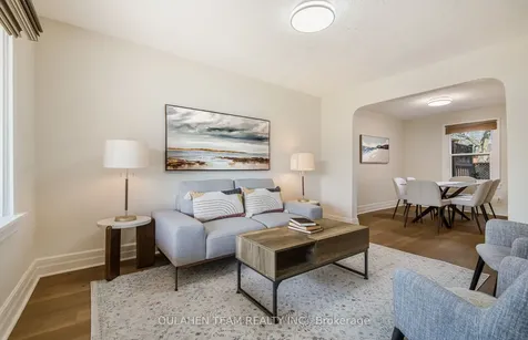 127 Rumsey Road Toronto ON M4G 1P3