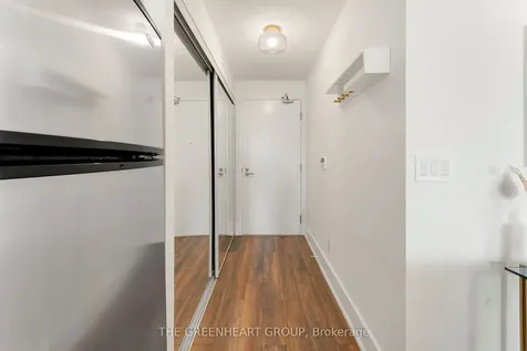 209 Fort York Boulevard Toronto ON M5V 4A1