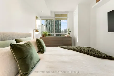 209 Fort York Boulevard Toronto ON M5V 4A1