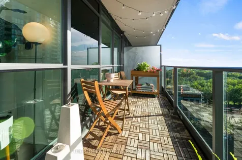 209 Fort York Boulevard Toronto ON M5V 4A1