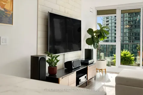 209 Fort York Boulevard Toronto ON M5V 4A1