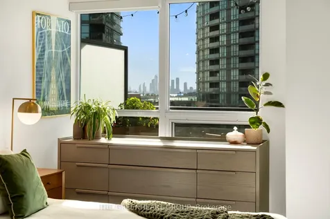209 Fort York Boulevard Toronto ON M5V 4A1
