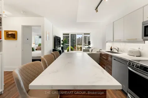 209 Fort York Boulevard Toronto ON M5V 4A1