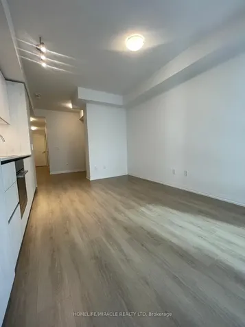 8 Widmer Street Toronto ON M5V 0W6