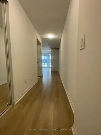 8 Widmer Street Toronto ON M5V 0W6