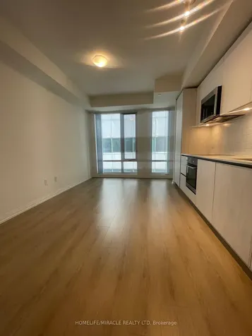 8 Widmer Street Toronto ON M5V 0W6