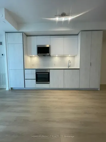 8 Widmer Street Toronto ON M5V 0W6