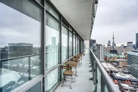 832 Bay Street Toronto ON M5S 1Z6