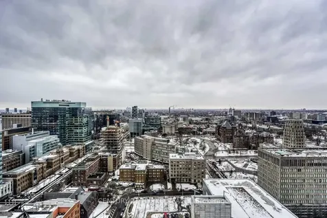 832 Bay Street Toronto ON M5S 1Z6