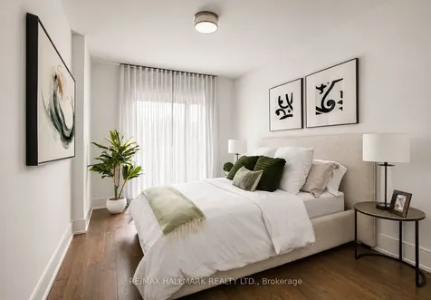 10 Inn On The Park Drive Toronto ON M3C 0P9