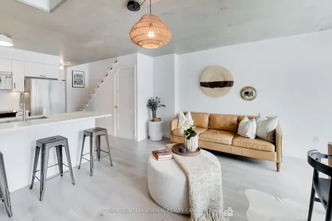 954 King Street W Toronto ON M6K 3L9