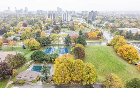 3303 Don Mills Road Toronto ON M2J 4T6