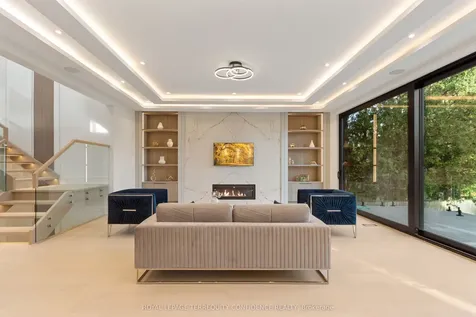 205 Horsham Avenue Toronto ON M2N 2A4