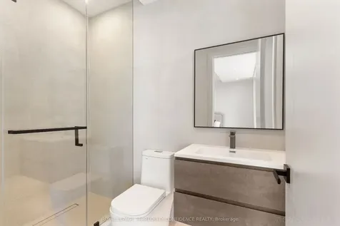 205 Horsham Avenue Toronto ON M2N 2A4