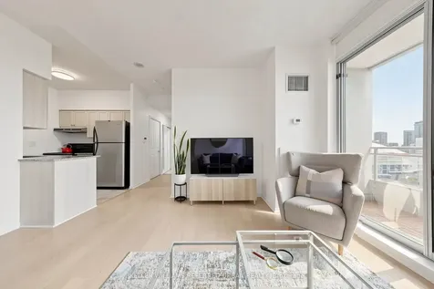 230 Queens Quay W Toronto ON M5J 2Y7