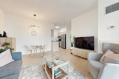 230 Queens Quay W Toronto ON M5J 2Y7