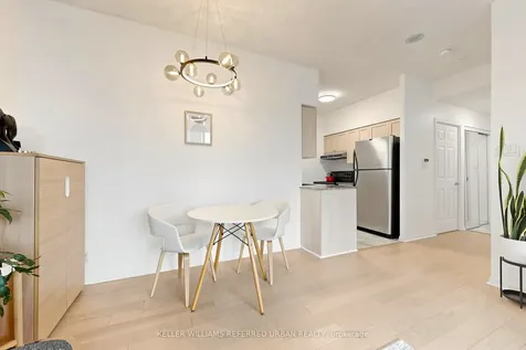 230 Queens Quay W Toronto ON M5J 2Y7