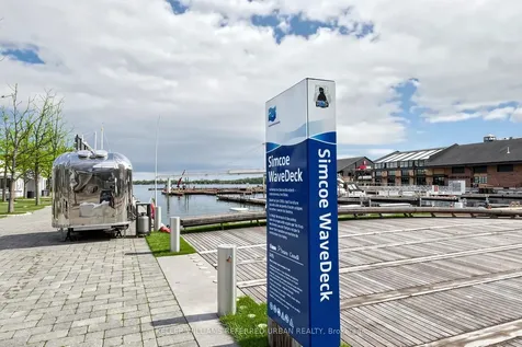 230 Queens Quay W Toronto ON M5J 2Y7