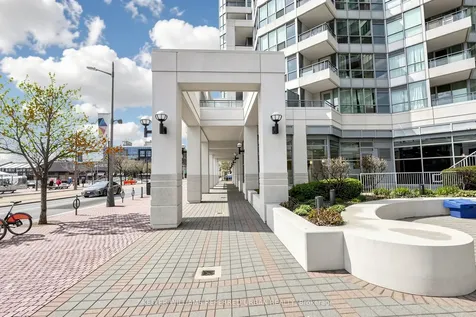 230 Queens Quay W Toronto ON M5J 2Y7
