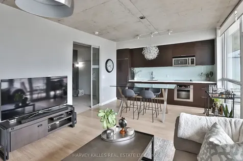 478 King Street W Toronto ON M5V 0A8
