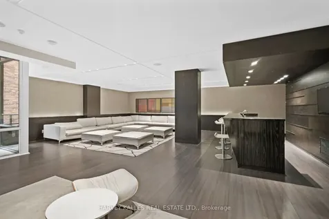 478 King Street W Toronto ON M5V 0A8