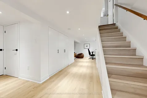 3 Donegall Drive Toronto ON M4G 3G6
