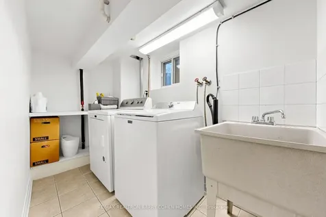3 Donegall Drive Toronto ON M4G 3G6