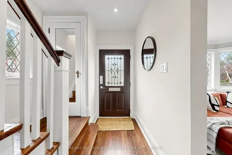 3 Donegall Drive Toronto ON M4G 3G6