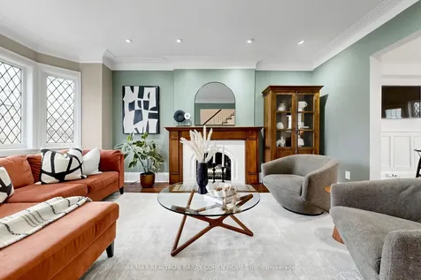 3 Donegall Drive Toronto ON M4G 3G6