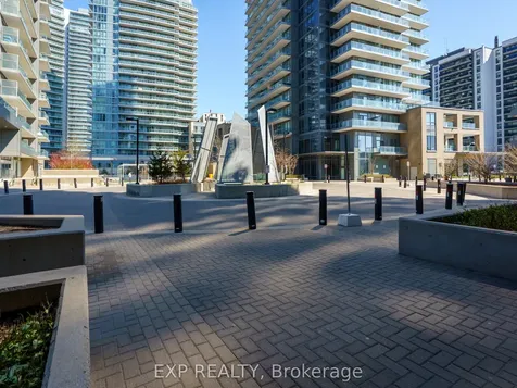 50 Forest Manor Road Toronto ON M2J 0E3