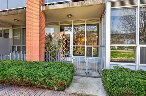 1005 King Street W Toronto ON M6K 3M8