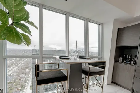 9 Bogert Avenue Toronto ON M2N 0H3