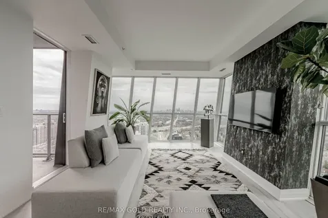 9 Bogert Avenue Toronto ON M2N 0H3