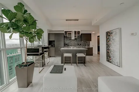 9 Bogert Avenue Toronto ON M2N 0H3
