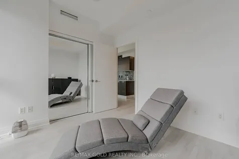 9 Bogert Avenue Toronto ON M2N 0H3