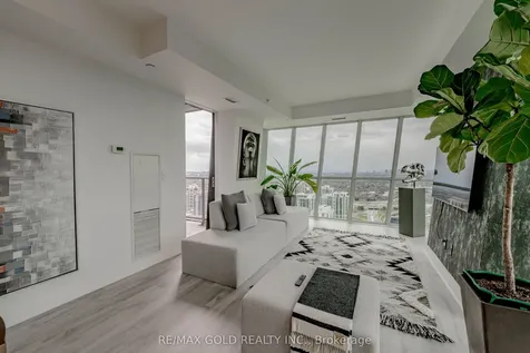 9 Bogert Avenue Toronto ON M2N 0H3