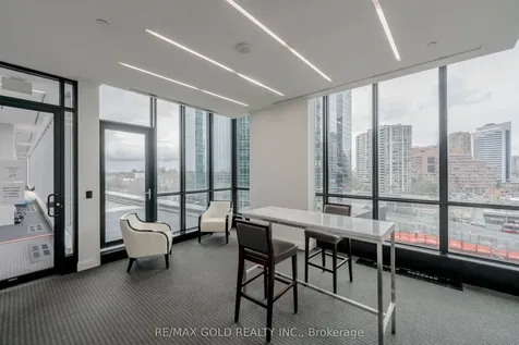 9 Bogert Avenue Toronto ON M2N 0H3