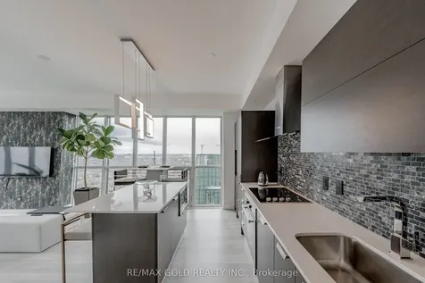 9 Bogert Avenue Toronto ON M2N 0H3