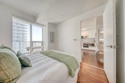 115 Mcmahon Drive Toronto ON M2K 0E3