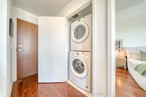 115 Mcmahon Drive Toronto ON M2K 0E3