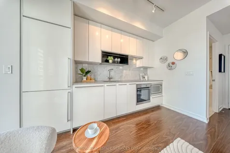 115 Mcmahon Drive Toronto ON M2K 0E3