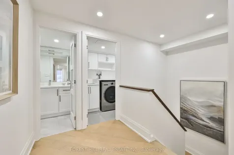 349 St Clair Avenue W Toronto ON M5P 1N3