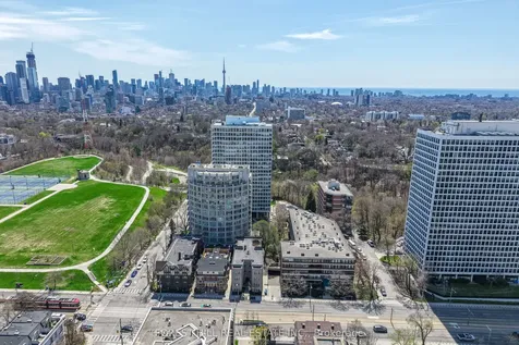 349 St Clair Avenue W Toronto ON M5P 1N3